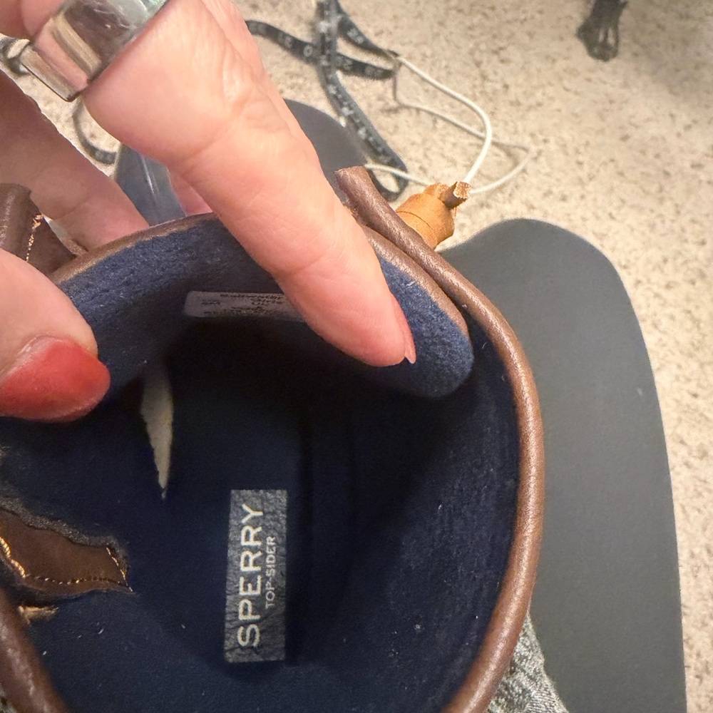 Sperry Two-Tone Brown and Navy Duck Boots - Picture 11 of 12